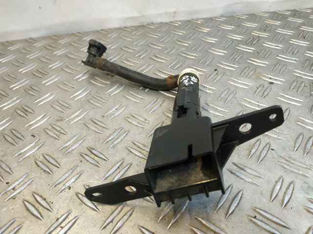 Сопло омивача фари передньої, правої 86636SC000 SUBARU