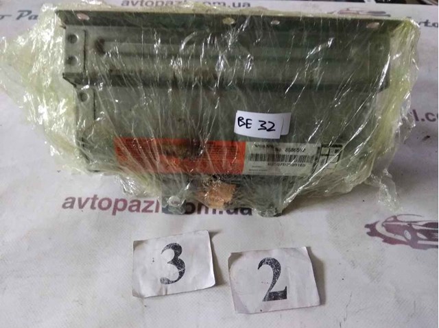 Подушка безпеки бокова 8686592 VOLVO