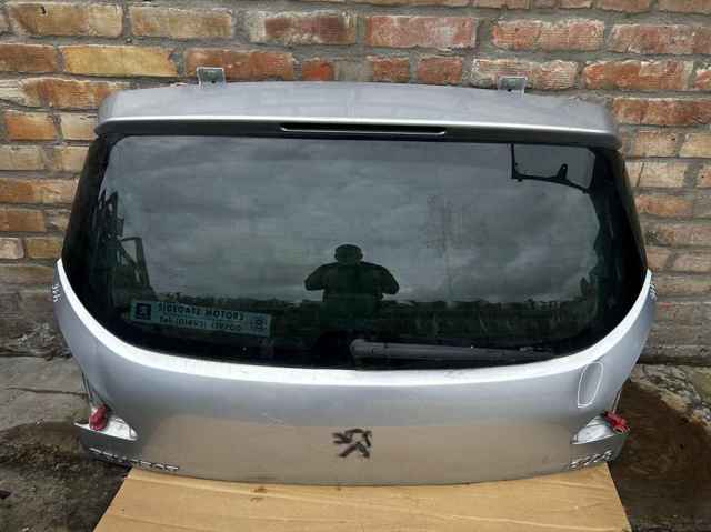 Задня ляда 8701AP PEUGEOT