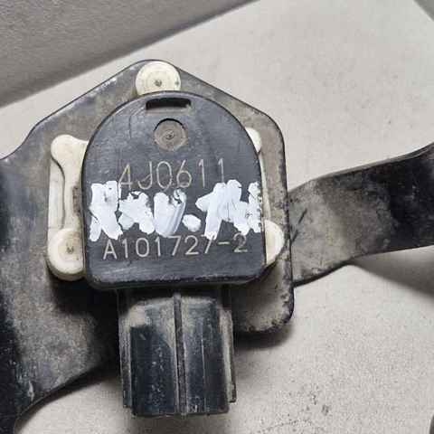 Датчик рівня положення кузова, задній лівий 8940842010 TOYOTA