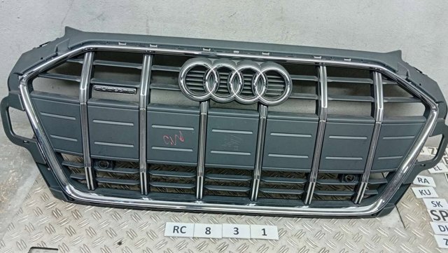 Облицювання радіатора 8W0853651DP VAG