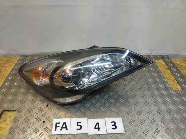 Фара передня права 921021H070 HYUNDAI