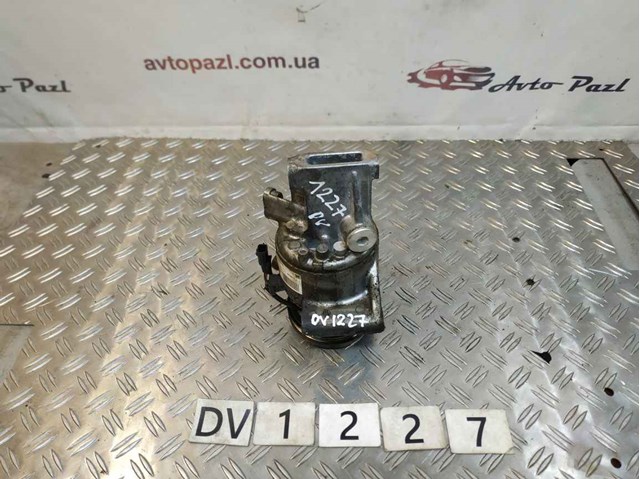 Насос кондиціонера 926000287R RENAULT