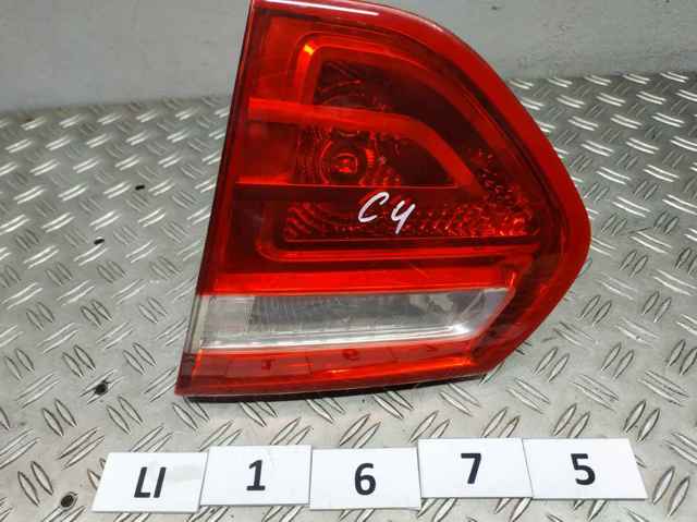 Фара задня права внутрішня 9653547677 PEUGEOT