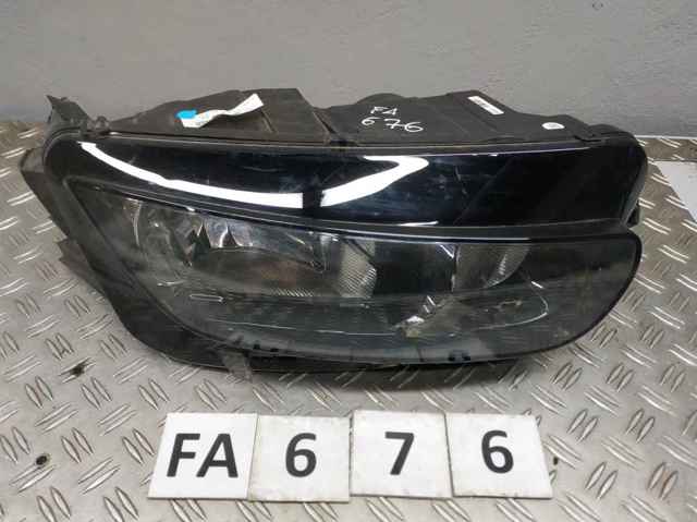 Права блок фара 9677217280 PEUGEOT