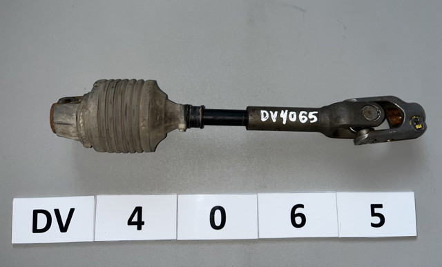Вал рульової колонки, нижній 96801726 GM