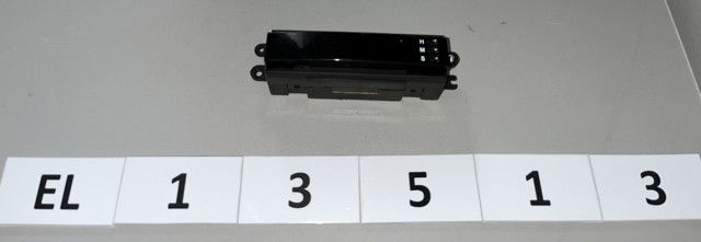 Годинники 96812050 GM