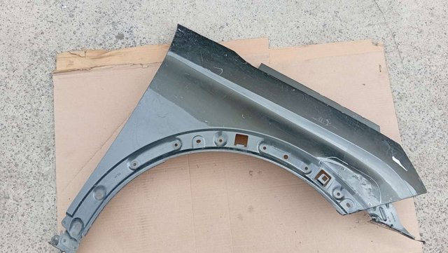 Переднє праве крило 9812305680 PEUGEOT