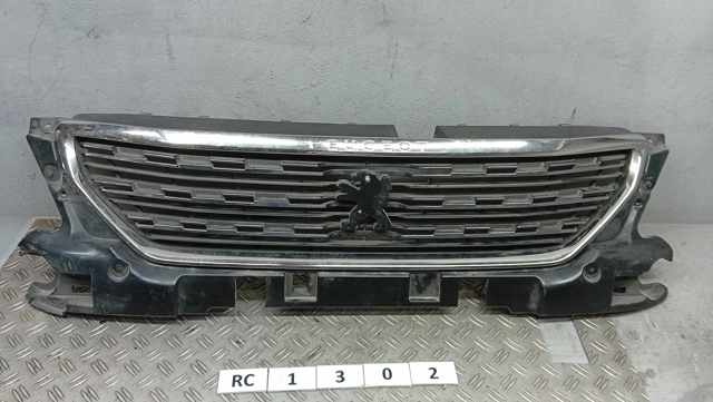 Решітка 9816044280 PEUGEOT