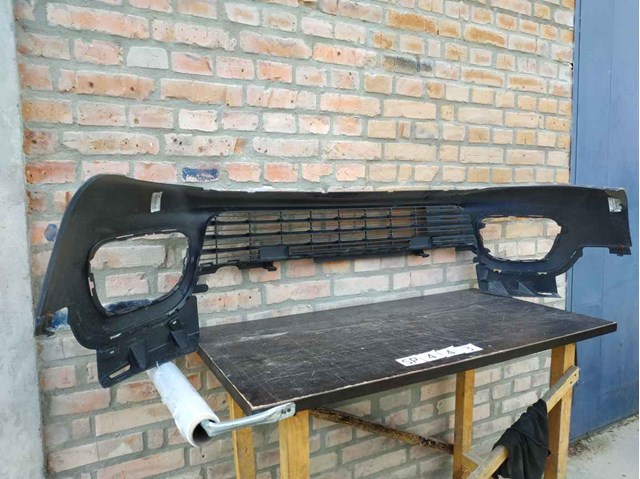 Буфер (бампер) передній 9816977680 PEUGEOT