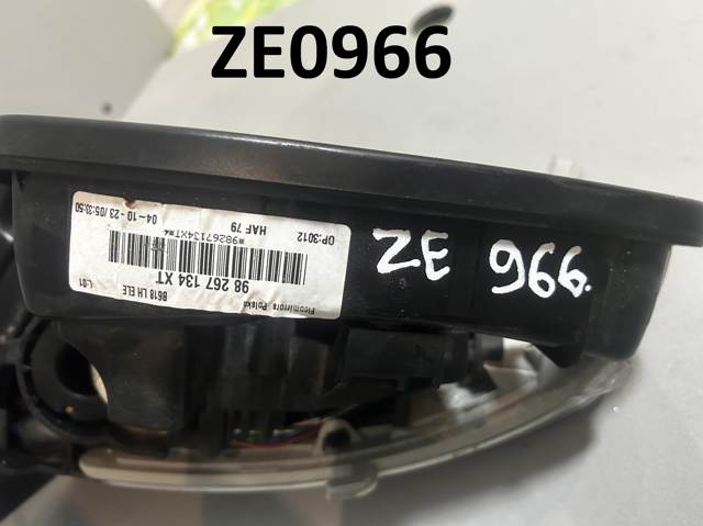 Дзеркало заднього виду, ліве 98267134XT PEUGEOT