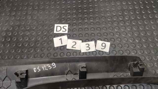 Обшивка стійки кузова внутрішня, передня ліва A9076901000 MERCEDES