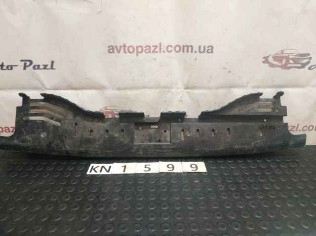 Кронштейн бампера заднього, центральний AM2117B861AA FORD