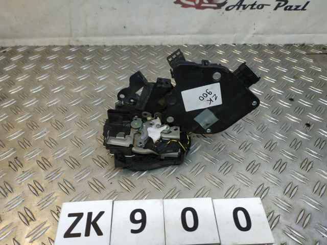 Замок передніх пасажирських дверей C2P26030 LAND ROVER