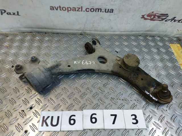 Правий важіль передній нижній підвіски C51334300 MAZDA