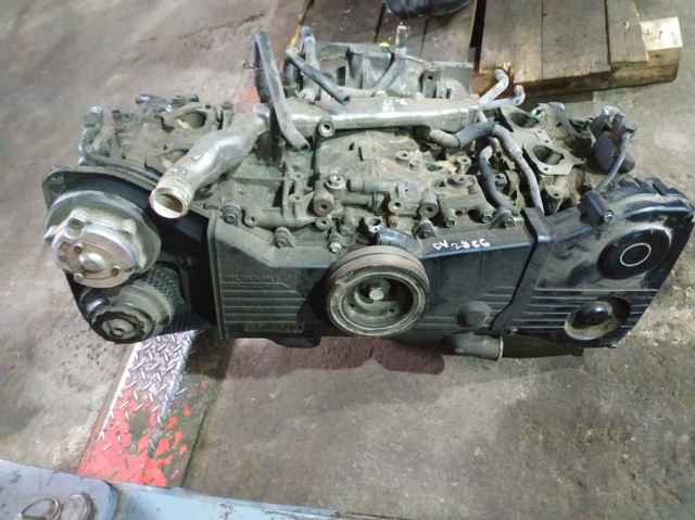 Мотор в зборі EJ20 SUBARU