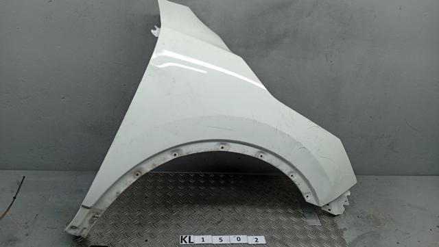 Переднє праве крило F31004EAMB NISSAN