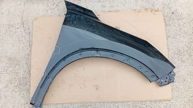 Переднє праве крило F31006RAMA NISSAN