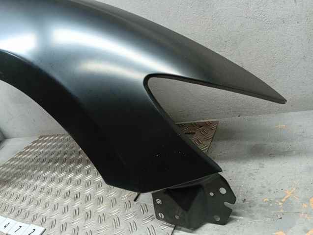 Переднє праве крило GHP952111A MAZDA