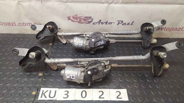 Двигун склоочисника лобового скла (трапеції) GHP967340B MAZDA