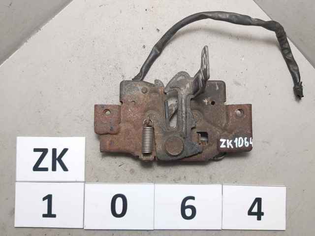 Запор капота (замок і привід замка капота) GJ6A56620E MAZDA