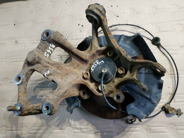 Цапфа поворотного кулака GS1D2612XC MAZDA