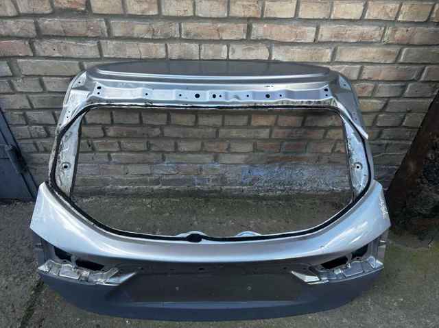 Задня ляда K01004EAAA NISSAN