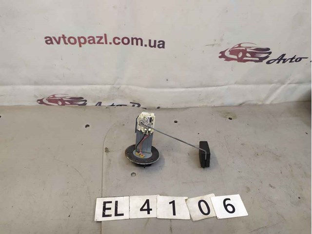 Датчик рівня палива в баку, правий KE7060970 MAZDA