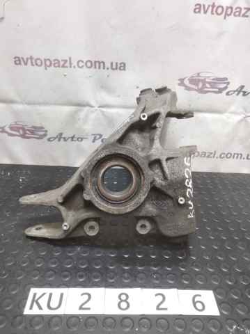 Цапфа поворотна права LR038550 LAND ROVER