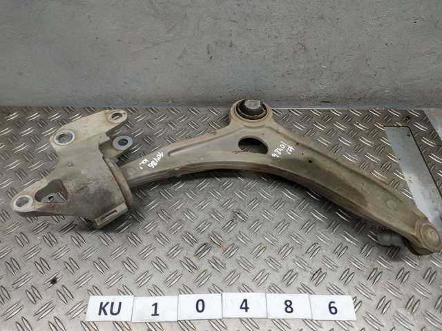 Поперечний важіль LR166007 LAND ROVER
