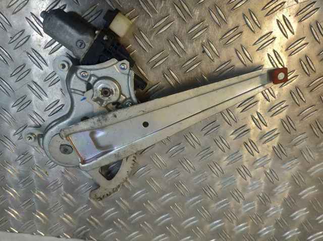 Склопідйомник задніх лівих дверей MN182403 MITSUBISHI