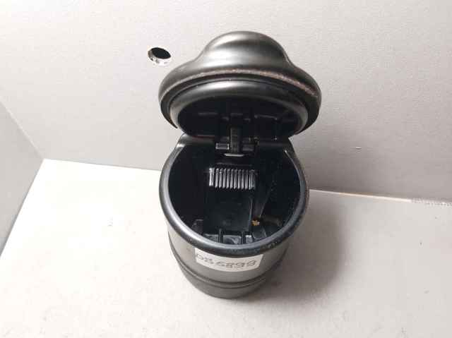 Попільничка MR962039 MITSUBISHI