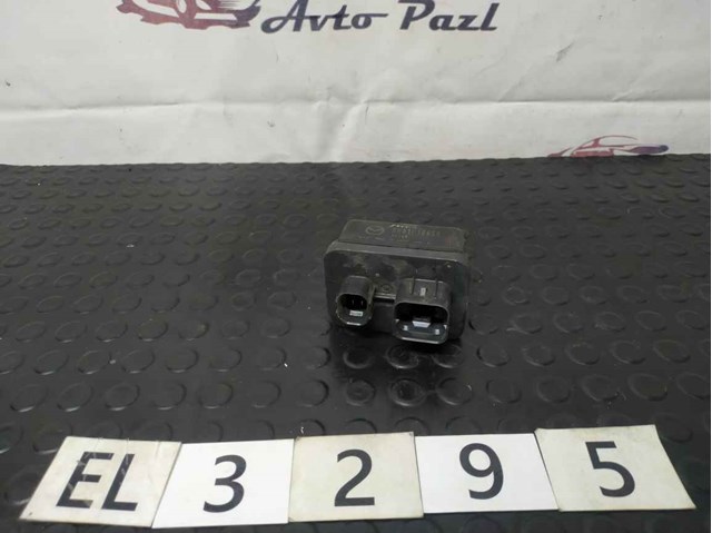 Реле передпускового підігрівача SH0118650 MAZDA