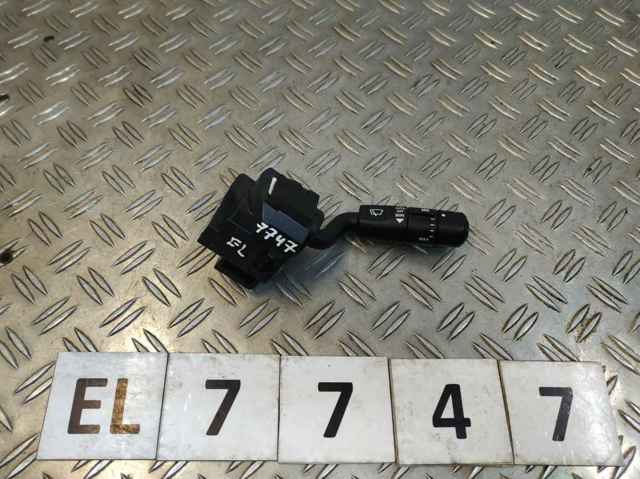 Перемикач підрульовий, правий XPE500110 LAND ROVER