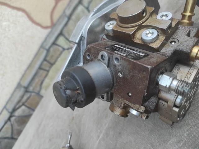Насос паливний високого тиску (ПНВТ) - DIESEL 0445010102 BOSCH