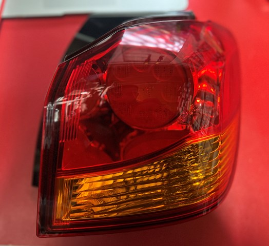 Стоп задній 8330A690 MITSUBISHI