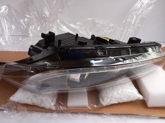 Блок фара ліва 92101A2250 HYUNDAI