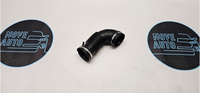 Патрубок повітряний, вихід повітряного фільтра 06L129629A VAG