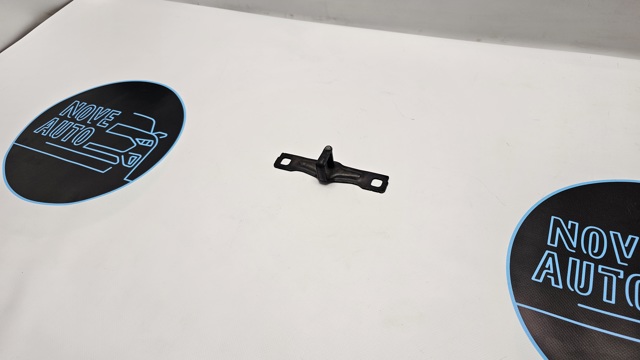 Фіксатор/петля (зацеп) замка дверей/кришки багажника 8V0827507H VAG