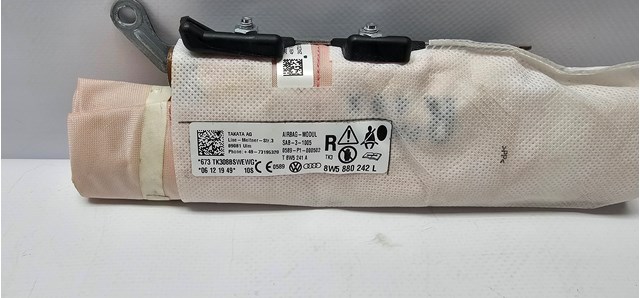 Подушка Айрбег спинки сидіння правого 8W5880242L VAG