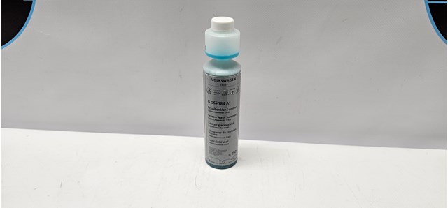 Омивайка лобового скла G055184A1 VAG