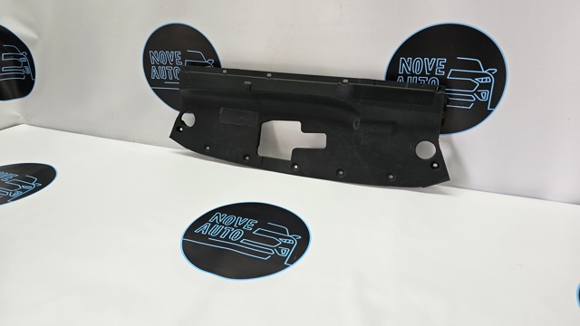 Накладка верхня передній панелі / супорта радіатора KT4BR16613AA FORD