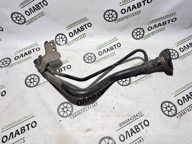 Шланг заливної горловини, паливного бака 17221AU600 NISSAN