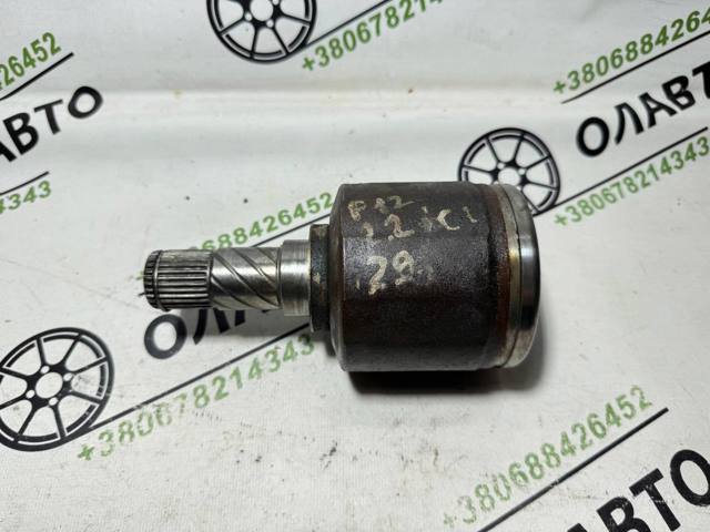 Піввісь передня ліва 39101AV611 NISSAN
