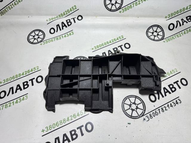 Маточина переднього колеса 40202BU000 NISSAN