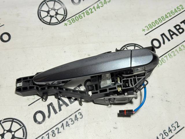 Тримач зовнішньої ручки дверей, передніх лівих 51217242567 BMW