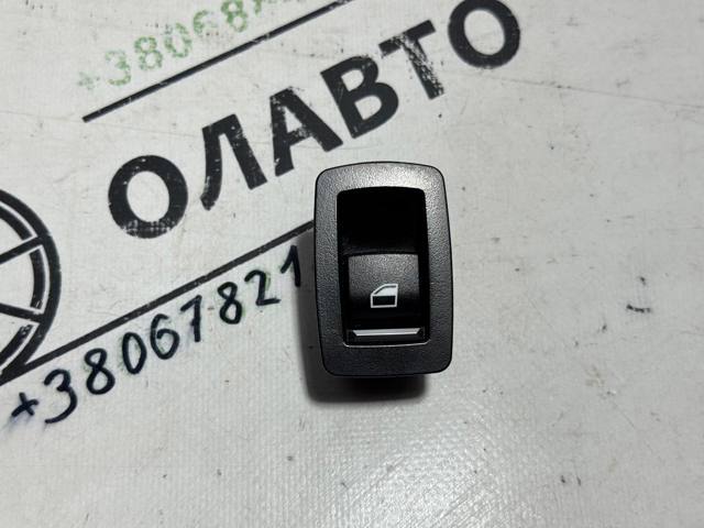 Кнопка підйомника заднього скла 61319361936 BMW