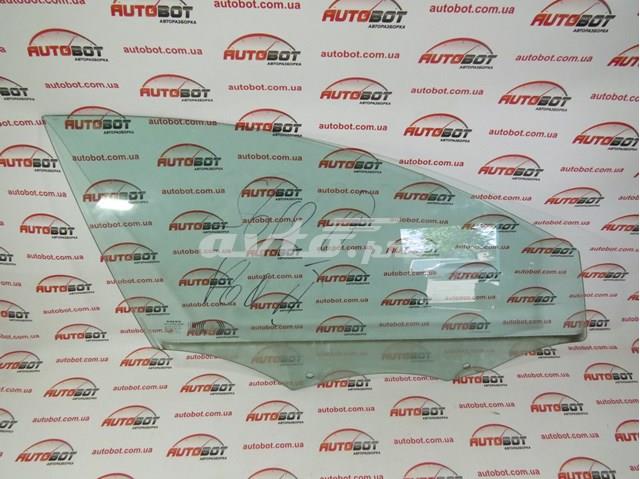 Скло пасажирських дверей 30799038 VOLVO