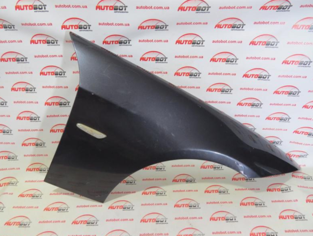 Переднє праве крило 41357135680 BMW