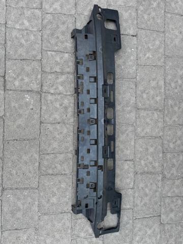 Кронштейн бампера заднього, центральний 51127428024 BMW